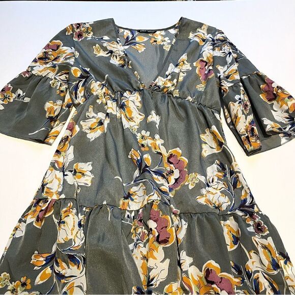Schein Mini Dress Large(8-10) Gray with yellow/pink multi floral pattern - Picture 3 of 10